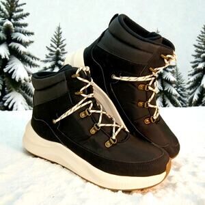 Universal Thread Women's Norah Black Hiking Boots - Size 11